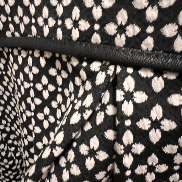 MAX STUDIO - Picture 2 of 8